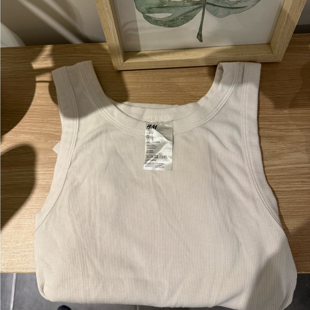 H&M Women's Cream Ribbed Tank Top
